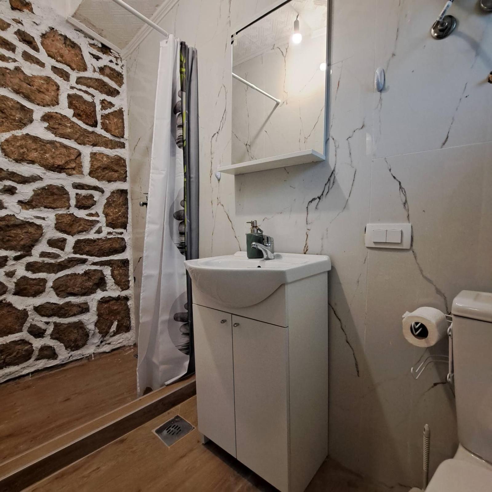 Unique Apartment Centar Podgorica Exterior foto